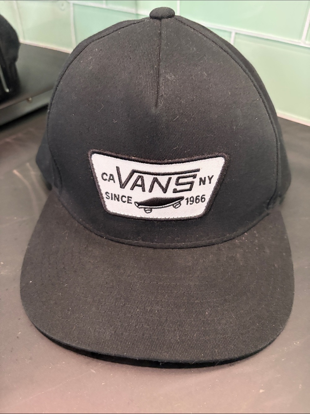 VANS HAT CAP ADJUSTABLE good condition